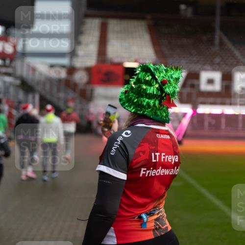 07.12.2025 - St. Pauli X-Mass-Run No. 15 Michael Strokosch http://msf.ph/oto/9362908 07.12.2025 11:20:04 Laufen  meine-sportfotos.de