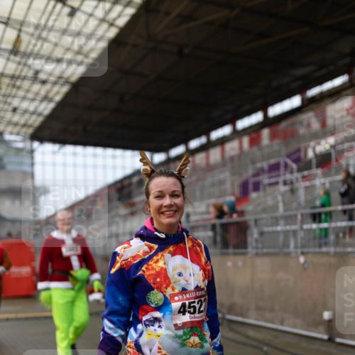 07.12.2025 - St. Pauli X-Mass-Run No. 15 Michael Strokosch http://msf.ph/oto/9362957 07.12.2025 11:20:38 Laufen 452 meine-sportfotos.de