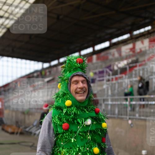 07.12.2025 - St. Pauli X-Mass-Run No. 15 Michael Strokosch http://msf.ph/oto/9363009 07.12.2025 11:21:00 Laufen 3832 meine-sportfotos.de