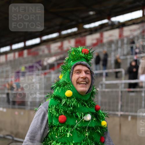 07.12.2025 - St. Pauli X-Mass-Run No. 15 Michael Strokosch http://msf.ph/oto/9363021 07.12.2025 11:21:01 Laufen 3832 meine-sportfotos.de