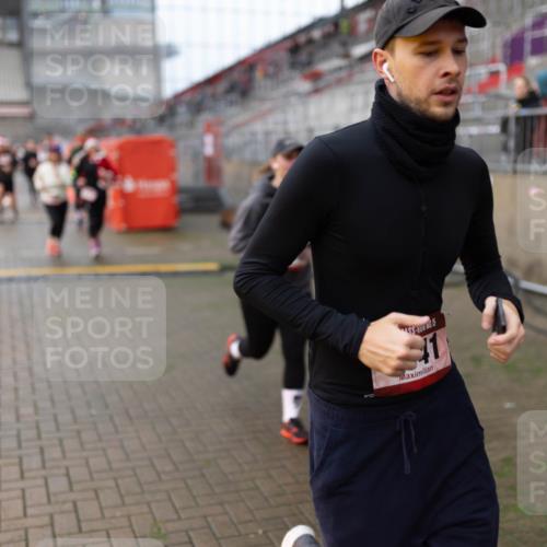 07.12.2025 - St. Pauli X-Mass-Run No. 15 Michael Strokosch http://msf.ph/oto/9363040 07.12.2025 11:21:42 Laufen  meine-sportfotos.de