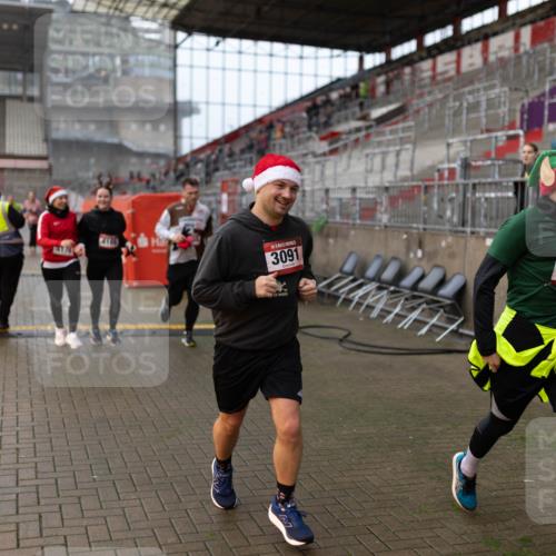 07.12.2025 - St. Pauli X-Mass-Run No. 15 Michael Strokosch http://msf.ph/oto/9363054 07.12.2025 11:21:46 Laufen 44171, 3091, 2927 meine-sportfotos.de