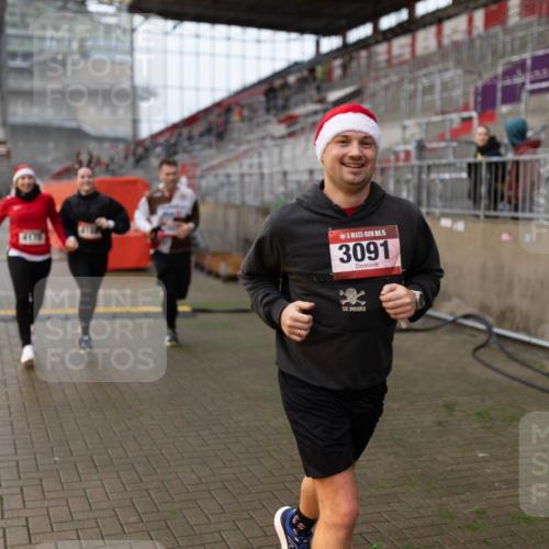 07.12.2025 - St. Pauli X-Mass-Run No. 15 Michael Strokosch http://msf.ph/oto/9363059 07.12.2025 11:21:46 Laufen 4175, 15, 3091 meine-sportfotos.de