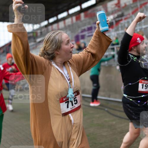 07.12.2025 - St. Pauli X-Mass-Run No. 15 Michael Strokosch http://msf.ph/oto/9363098 07.12.2025 11:23:20 Laufen 1636, 15, 715, 1996 meine-sportfotos.de