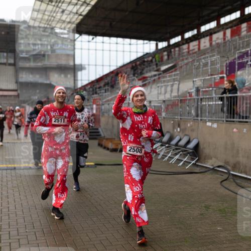 07.12.2025 - St. Pauli X-Mass-Run No. 15 Michael Strokosch http://msf.ph/oto/9363102 07.12.2025 11:23:32 Laufen 2511, 2508, 1731 meine-sportfotos.de