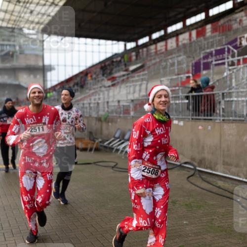 07.12.2025 - St. Pauli X-Mass-Run No. 15 Michael Strokosch http://msf.ph/oto/9363112 07.12.2025 11:23:33 Laufen 2511, 0, 110, 2508 meine-sportfotos.de