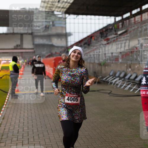07.12.2025 - St. Pauli X-Mass-Run No. 15 Michael Strokosch http://msf.ph/oto/9363123 07.12.2025 11:23:38 Laufen 5, 4005, 26 meine-sportfotos.de