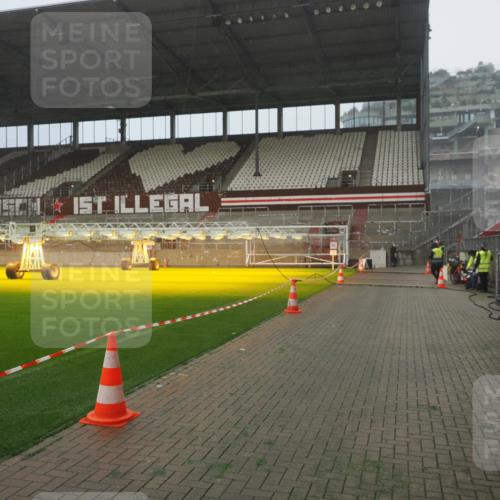 07.12.2025 - St. Pauli X-Mass-Run No. 15 Fabian Wolf http://msf.ph/oto/9365489 07.12.2025 10:13:57 Ziel 2951, 4371 meine-sportfotos.de