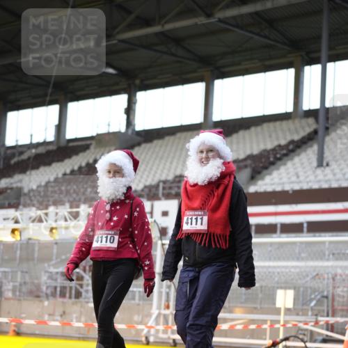 07.12.2025 - St. Pauli X-Mass-Run No. 15 Patografie http://msf.ph/oto/9366171 07.12.2025 10:50:18 Ziel 905, 2582, 2583, 2584, 3287, 3291, 4075, 4110, 4111, 4756, 4757, 4759 meine-sportfotos.de
