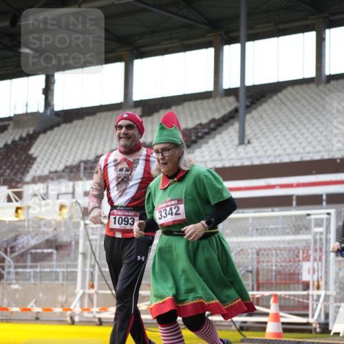 07.12.2025 - St. Pauli X-Mass-Run No. 15 Patografie http://msf.ph/oto/9366269 07.12.2025 10:51:07 Ziel 769, 1093, 1691, 3199, 3342 meine-sportfotos.de