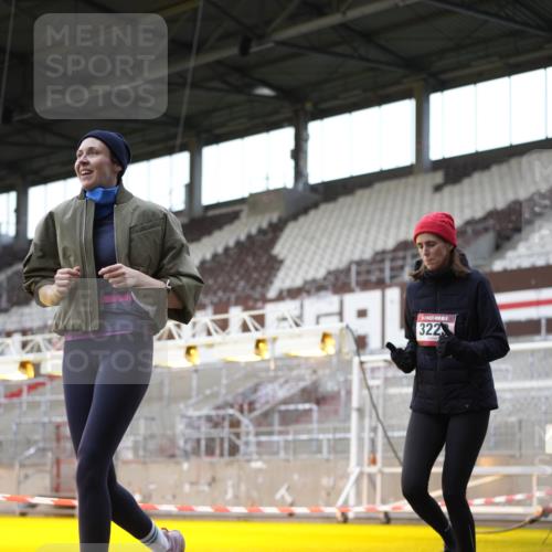 07.12.2025 - St. Pauli X-Mass-Run No. 15 Patografie http://msf.ph/oto/9366321 07.12.2025 10:51:43 Ziel 275, 328, 1047, 1964, 1982, 1984, 2103, 2105, 2165, 2327, 2332, 2553, 2593, 2607, 2836, 2837, 3223, 3228, 4862 meine-sportfotos.de