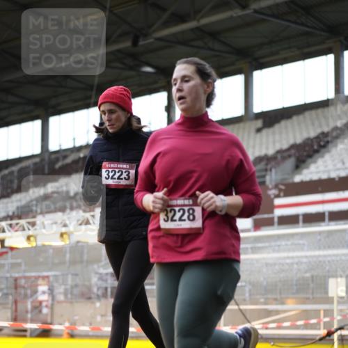 07.12.2025 - St. Pauli X-Mass-Run No. 15 Patografie http://msf.ph/oto/9366325 07.12.2025 10:51:43 Ziel 275, 328, 1047, 1964, 1982, 1984, 2103, 2105, 2165, 2327, 2332, 2553, 2593, 2607, 2836, 2837, 3223, 3228, 4862 meine-sportfotos.de