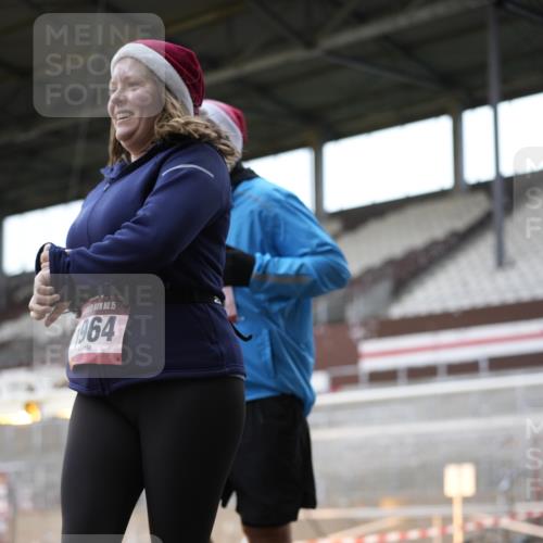 07.12.2025 - St. Pauli X-Mass-Run No. 15 Patografie http://msf.ph/oto/9366346 07.12.2025 10:51:49 Ziel 328, 1964, 1982, 1984, 2165, 2287, 2289, 2553, 2593, 2607, 2836, 2837, 3223, 3228, 4550 meine-sportfotos.de