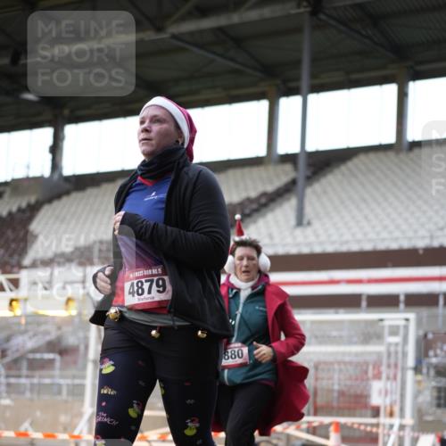 07.12.2025 - St. Pauli X-Mass-Run No. 15 Patografie http://msf.ph/oto/9366371 07.12.2025 10:52:02 Ziel 27, 1964, 1982, 1984, 2165, 2287, 2289, 2592, 2661, 4550, 4865, 4879, 4880 meine-sportfotos.de