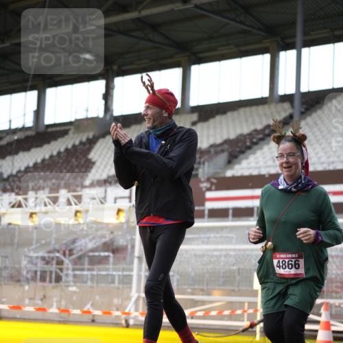 07.12.2025 - St. Pauli X-Mass-Run No. 15 Patografie http://msf.ph/oto/9366383 07.12.2025 10:52:09 Ziel 27, 499, 506, 654, 931, 1098, 2592, 2661, 4797, 4864, 4865, 4866, 4879, 4880 meine-sportfotos.de