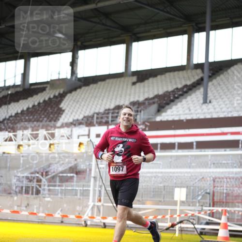 07.12.2025 - St. Pauli X-Mass-Run No. 15 Patografie http://msf.ph/oto/9366645 07.12.2025 10:57:04 Ziel 280, 566, 763, 1097, 1099, 1203, 3275, 4799 meine-sportfotos.de