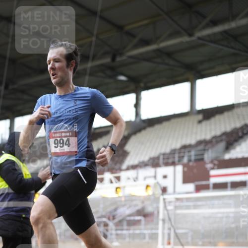 07.12.2025 - St. Pauli X-Mass-Run No. 15 Patografie http://msf.ph/oto/9366691 07.12.2025 10:57:21 Ziel 130, 251, 773, 994, 1213, 1387, 2290, 2296, 2297, 2298, 2665, 3064, 3067 meine-sportfotos.de