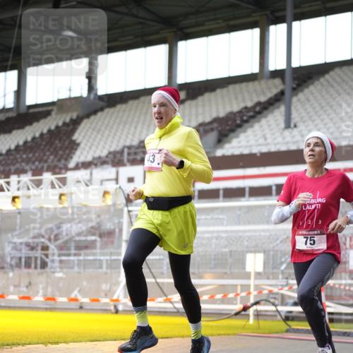 07.12.2025 - St. Pauli X-Mass-Run No. 15 Patografie http://msf.ph/oto/9366715 07.12.2025 10:57:58 Ziel 43, 75, 170, 234, 1690 meine-sportfotos.de