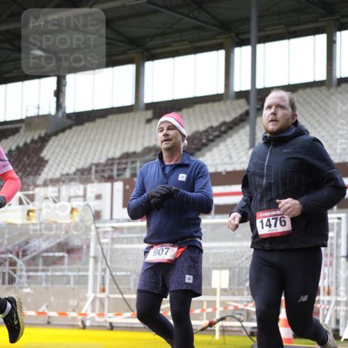 07.12.2025 - St. Pauli X-Mass-Run No. 15 Patografie http://msf.ph/oto/9366753 07.12.2025 10:58:42 Ziel 7, 606, 907, 941, 1160, 1174, 1453, 1458, 1459, 1476, 2130, 2131 meine-sportfotos.de