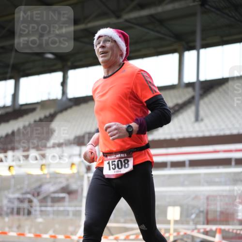 07.12.2025 - St. Pauli X-Mass-Run No. 15 Patografie http://msf.ph/oto/9366782 07.12.2025 10:58:58 Ziel 582, 1451, 1453, 1456, 1458, 1459, 1508, 2503 meine-sportfotos.de