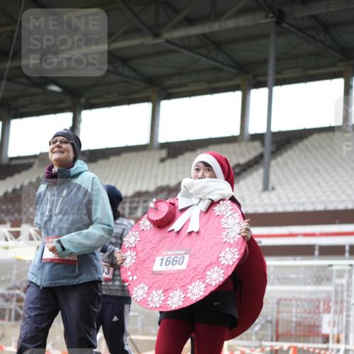 07.12.2025 - St. Pauli X-Mass-Run No. 15 Patografie http://msf.ph/oto/9366918 07.12.2025 11:00:42 Ziel 135, 410, 433, 439, 492, 1660, 3349, 3353 meine-sportfotos.de