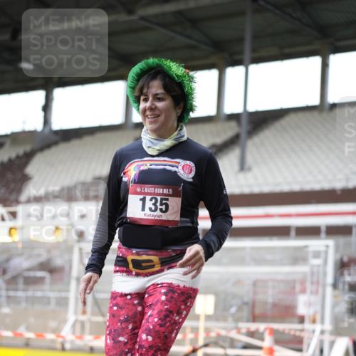 07.12.2025 - St. Pauli X-Mass-Run No. 15 Patografie http://msf.ph/oto/9366924 07.12.2025 11:00:44 Ziel 68, 135, 410, 433, 439, 492, 1065, 1068, 1660, 3349, 3353 meine-sportfotos.de
