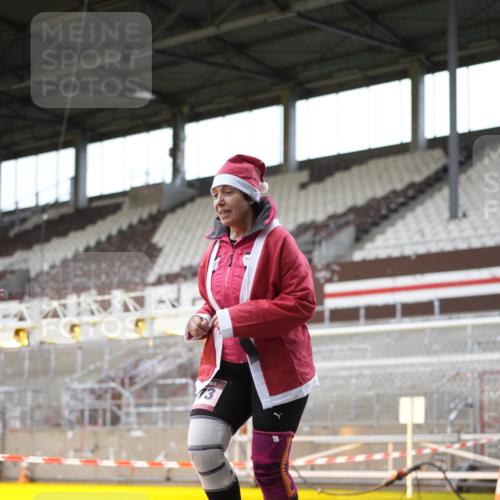 07.12.2025 - St. Pauli X-Mass-Run No. 15 Patografie http://msf.ph/oto/9367061 07.12.2025 11:02:16 Ziel 193, 314, 317, 542, 547, 847, 1143, 1611, 2329, 2519, 2520 meine-sportfotos.de