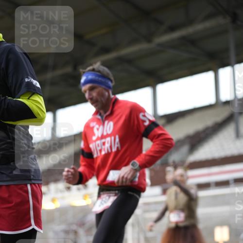 07.12.2025 - St. Pauli X-Mass-Run No. 15 Patografie http://msf.ph/oto/9367114 07.12.2025 11:02:50 Ziel 151, 160, 502, 574, 599, 602, 612, 875, 880, 953, 997, 1063, 1102, 4809 meine-sportfotos.de
