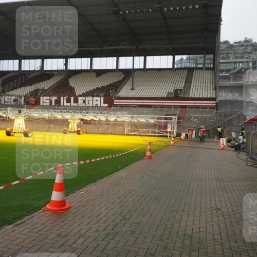 07.12.2025 - St. Pauli X-Mass-Run No. 15 Fabian Wolf http://msf.ph/oto/9367115 07.12.2025 10:22:26 Ziel 1636, 2184, 2817, 2818, 4771, 4774, 4781 meine-sportfotos.de