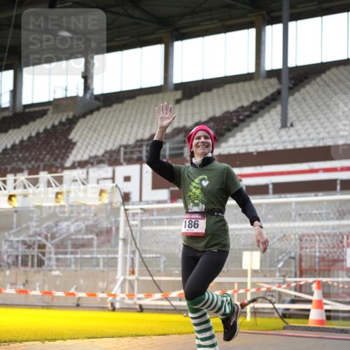 07.12.2025 - St. Pauli X-Mass-Run No. 15 Patografie http://msf.ph/oto/9367173 07.12.2025 11:03:16 Ziel 61, 64, 186, 748, 853, 1139, 1199, 1385, 1850 meine-sportfotos.de