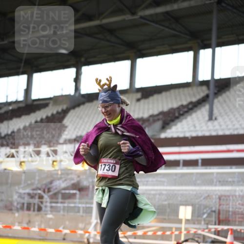 07.12.2025 - St. Pauli X-Mass-Run No. 15 Patografie http://msf.ph/oto/9367367 07.12.2025 10:50:36 Ziel 564, 1726, 1729, 1730, 2250, 2460, 2583, 2763, 3287, 3291, 3368, 4075, 4537, 4760 meine-sportfotos.de