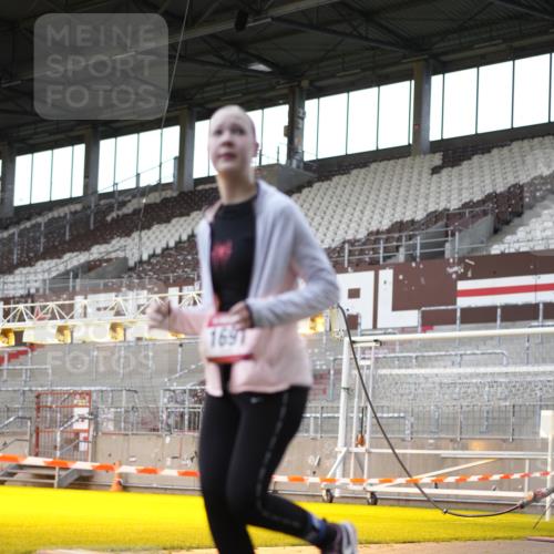 07.12.2025 - St. Pauli X-Mass-Run No. 15 Patografie http://msf.ph/oto/9367392 07.12.2025 10:50:56 Ziel 249, 381, 564, 769, 1691, 2737, 2738, 4535, 4537, 4881 meine-sportfotos.de