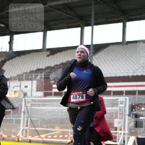 07.12.2025 - St. Pauli X-Mass-Run No. 15 Patografie http://msf.ph/oto/9367445 07.12.2025 10:52:01 Ziel 27, 1964, 1982, 1984, 2165, 2287, 2289, 2592, 2661, 2836, 2837, 4550, 4865, 4879, 4880 meine-sportfotos.de
