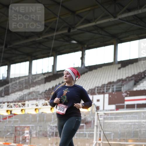 07.12.2025 - St. Pauli X-Mass-Run No. 15 Patografie http://msf.ph/oto/9367471 07.12.2025 10:52:36 Ziel 1305 meine-sportfotos.de