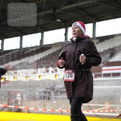 07.12.2025 - St. Pauli X-Mass-Run No. 15 Patografie http://msf.ph/oto/9367493 07.12.2025 10:53:12 Ziel 500, 510, 1684, 3128 meine-sportfotos.de