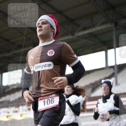 07.12.2025 - St. Pauli X-Mass-Run No. 15 Patografie http://msf.ph/oto/9367501 07.12.2025 10:53:26 Ziel 106, 546, 1679, 1680, 1681, 1682, 1683, 3128 meine-sportfotos.de