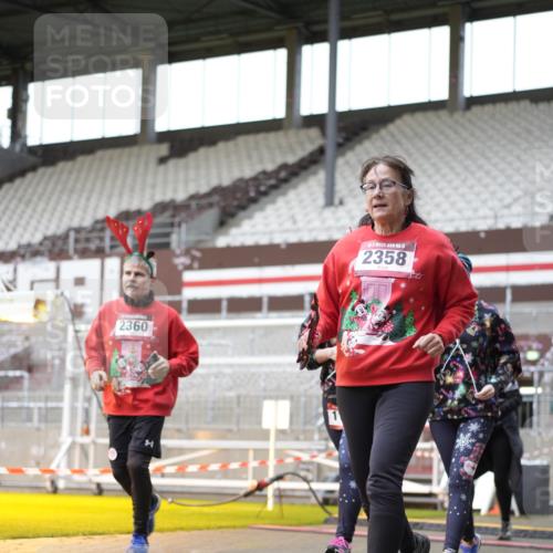 07.12.2025 - St. Pauli X-Mass-Run No. 15 Patografie http://msf.ph/oto/9367521 07.12.2025 10:54:27 Ziel 656, 1177, 1489, 2286, 2328, 2358, 2360, 2832, 3391, 3437 meine-sportfotos.de