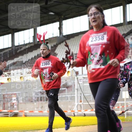07.12.2025 - St. Pauli X-Mass-Run No. 15 Patografie http://msf.ph/oto/9367523 07.12.2025 10:54:28 Ziel 656, 1177, 1489, 2286, 2328, 2358, 2360, 2832, 3391, 3437 meine-sportfotos.de