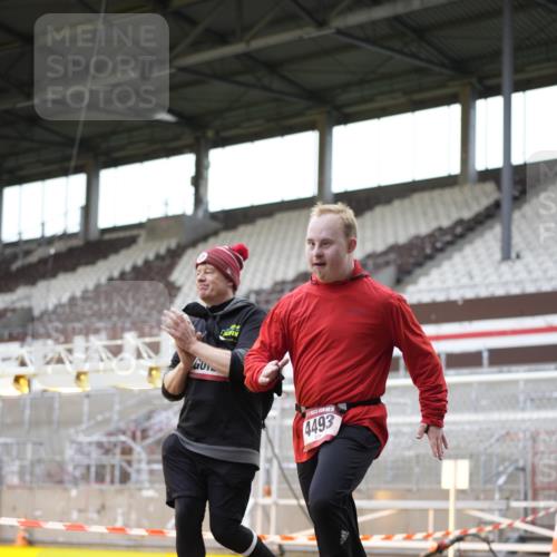 07.12.2025 - St. Pauli X-Mass-Run No. 15 Patografie http://msf.ph/oto/9367546 07.12.2025 10:55:55 Ziel 2485, 4493 meine-sportfotos.de