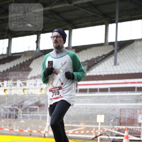 07.12.2025 - St. Pauli X-Mass-Run No. 15 Patografie http://msf.ph/oto/9367567 07.12.2025 10:56:30 Ziel 236, 248, 759, 2170, 4063, 4146 meine-sportfotos.de