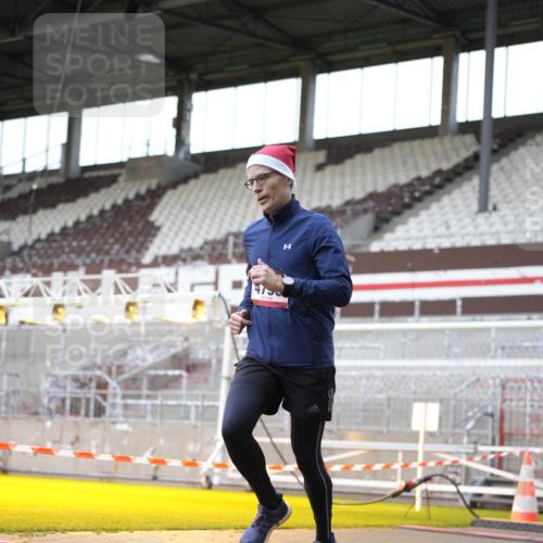 07.12.2025 - St. Pauli X-Mass-Run No. 15 Patografie http://msf.ph/oto/9367589 07.12.2025 10:56:54 Ziel 55, 417, 555, 566, 568, 763, 1203, 2538, 2542, 2664, 3275, 4799 meine-sportfotos.de