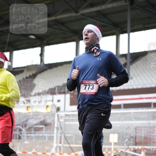 07.12.2025 - St. Pauli X-Mass-Run No. 15 Patografie http://msf.ph/oto/9367602 07.12.2025 10:57:13 Ziel 130, 251, 280, 773, 1097, 1099, 1387, 2290, 2296, 2297, 2298, 2665, 3064, 3067 meine-sportfotos.de