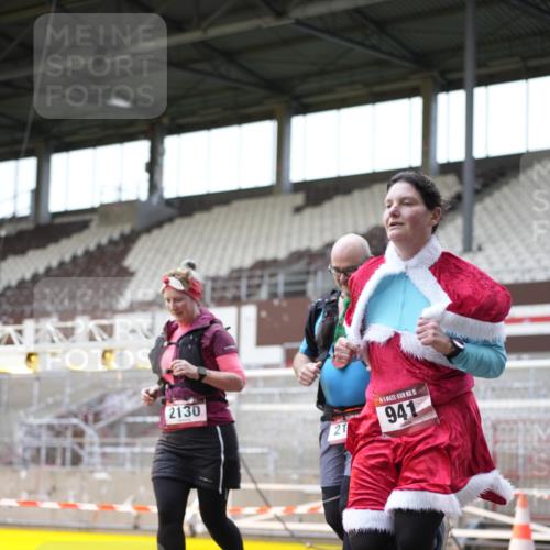 07.12.2025 - St. Pauli X-Mass-Run No. 15 Patografie http://msf.ph/oto/9367640 07.12.2025 10:58:38 Ziel 7, 606, 907, 941, 1160, 1174, 1476, 2130, 2131 meine-sportfotos.de