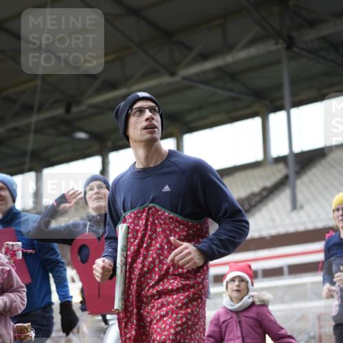 07.12.2025 - St. Pauli X-Mass-Run No. 15 Patografie http://msf.ph/oto/9367655 07.12.2025 10:58:49 Ziel 7, 606, 907, 941, 1160, 1174, 1451, 1453, 1456, 1458, 1459, 1476, 2130, 2131 meine-sportfotos.de