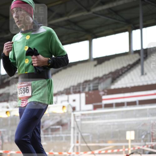 07.12.2025 - St. Pauli X-Mass-Run No. 15 Patografie http://msf.ph/oto/9367705 07.12.2025 11:00:01 Ziel 529, 1482, 1558, 1702, 3586 meine-sportfotos.de