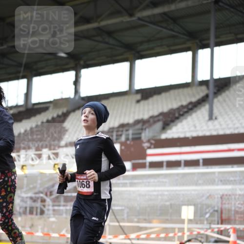 07.12.2025 - St. Pauli X-Mass-Run No. 15 Patografie http://msf.ph/oto/9367743 07.12.2025 11:00:50 Ziel 68, 135, 492, 1065, 1068, 1660, 3349, 3353 meine-sportfotos.de