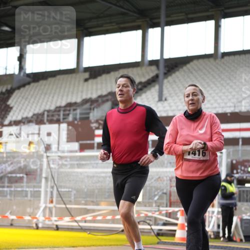 07.12.2025 - St. Pauli X-Mass-Run No. 15 Patografie http://msf.ph/oto/9367789 07.12.2025 11:02:00 Ziel 95, 193, 837, 838, 842, 847, 851, 1143, 1416, 2576 meine-sportfotos.de