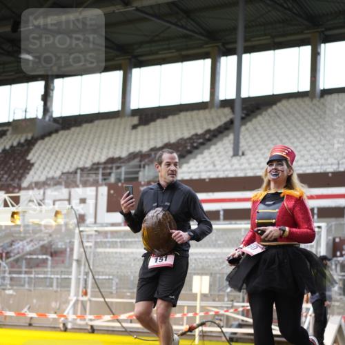07.12.2025 - St. Pauli X-Mass-Run No. 15 Patografie http://msf.ph/oto/9367829 07.12.2025 11:02:46 Ziel 151, 160, 502, 574, 746, 875, 880, 953, 997, 1063, 1102 meine-sportfotos.de