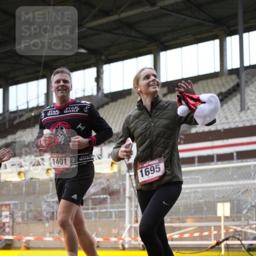 07.12.2025 - St. Pauli X-Mass-Run No. 15 Patografie http://msf.ph/oto/9367910 07.12.2025 11:04:08 Ziel 126, 215, 216, 222, 285, 305, 432, 734, 764, 1200, 1252, 1254, 1401, 1695, 1854, 1856 meine-sportfotos.de