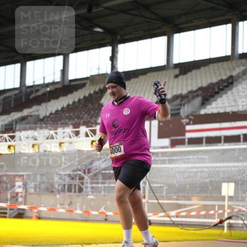 07.12.2025 - St. Pauli X-Mass-Run No. 15 Patografie http://msf.ph/oto/9367957 07.12.2025 11:03:19 Ziel 61, 64, 102, 109, 186, 748, 853, 1199, 1850 meine-sportfotos.de